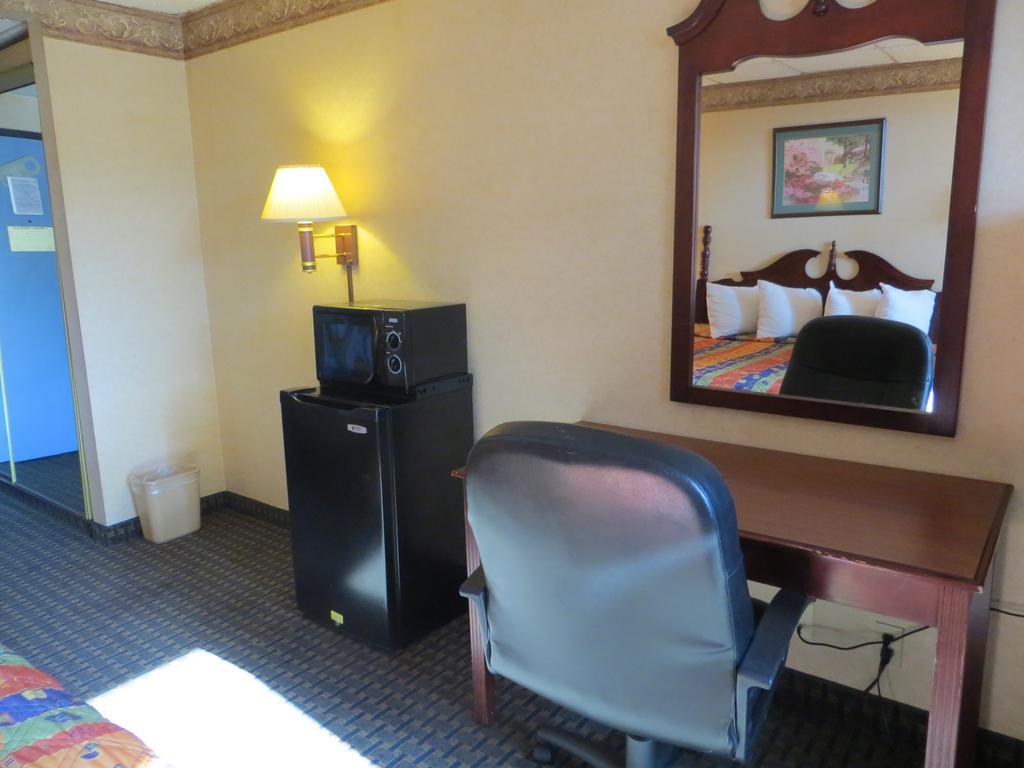 Eurotel Inn 마이틀랜드 외부 사진